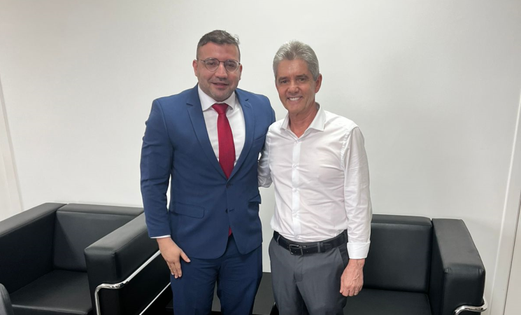 Recebi a Visita do Senador Jaime Para Alinhar Pautas Para Nossos Municípios